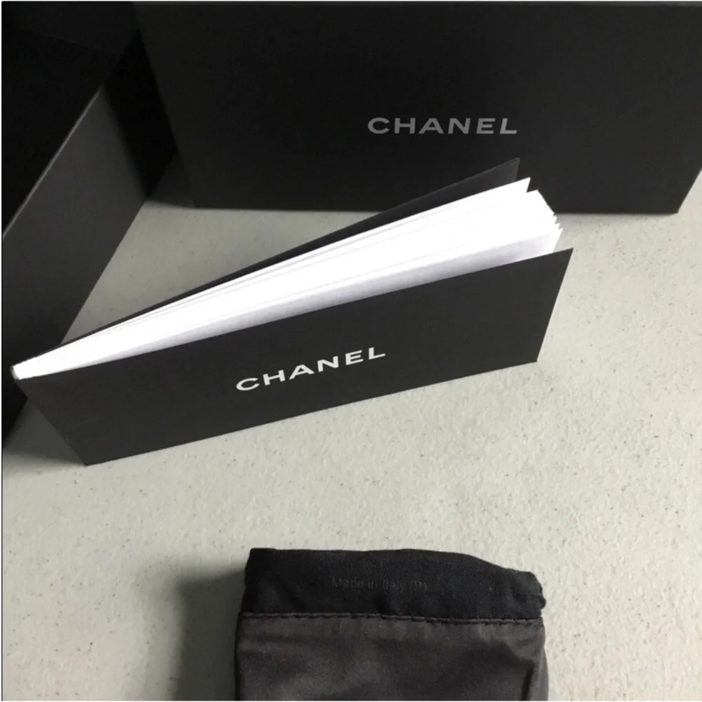 CHANEL SMALL BOX TOP LID LOGO PRINTED WITH DUST BAG LOGO PRINTED BOOK ATTACH
